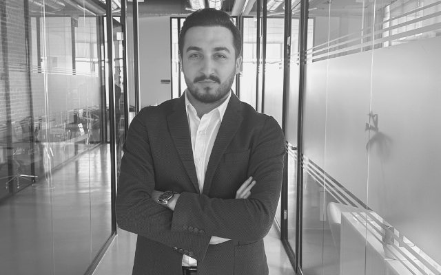  Serdar  Çalış