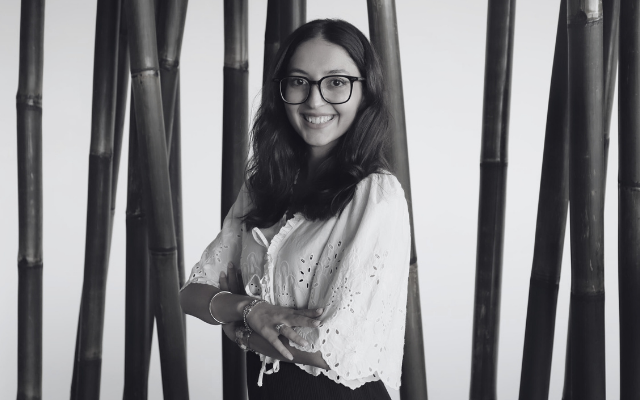  Esra  Yazıcı